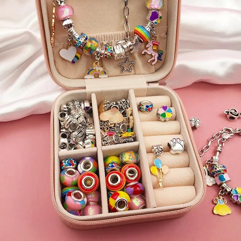 Kit Pulseiras e Berloques Infantil - 66 Peças
