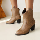 Bota Feminina Bico Fino Cano Curto